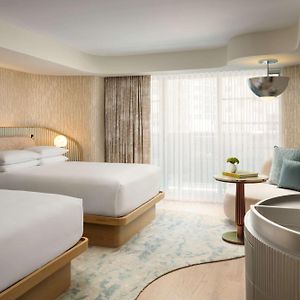 Kamer met een Queen Size Bed